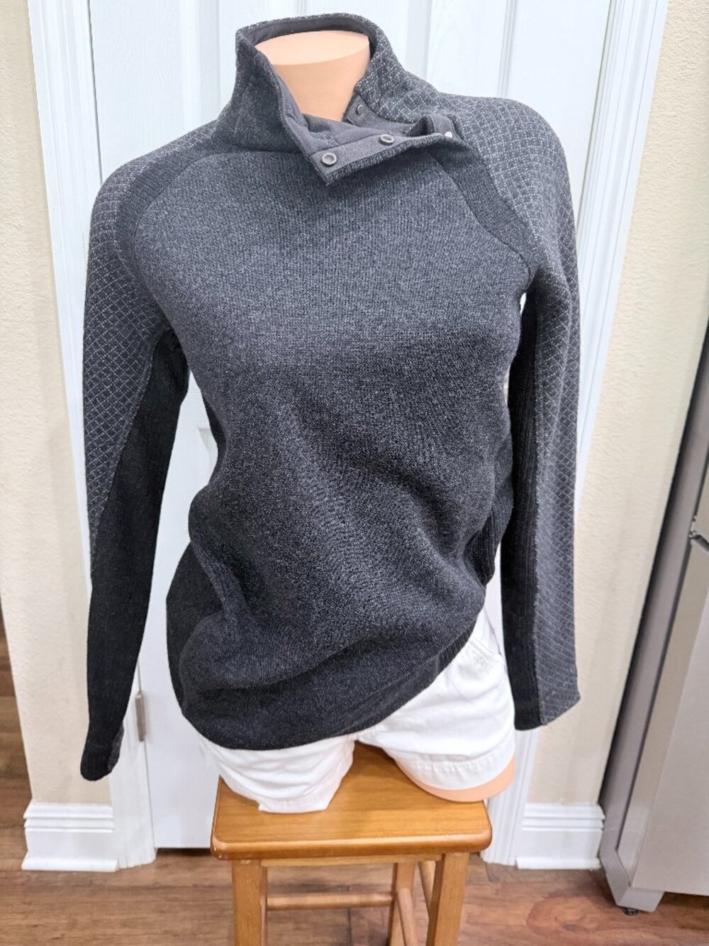 Prana Gray Sweater Fleece Pullover Womens Small Snap Neck Funnel Collar